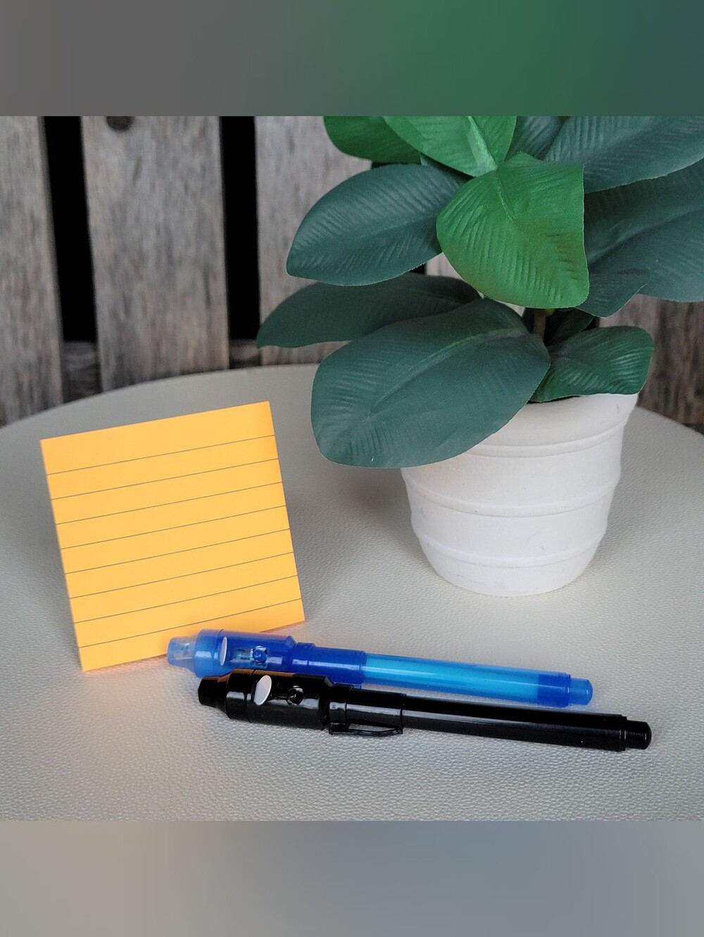 Invisible Ink Pens With Light- Random Pack Includes 2 Pens & 1 Notepad - Picture 6 of 10